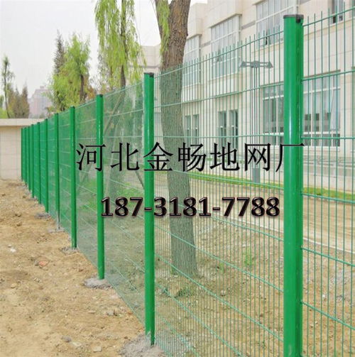 浸塑护栏网 坚固耐用的防撞设施产品展示