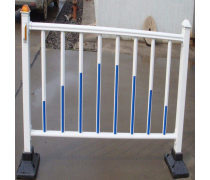 产品库中的关键防线 防撞设施深度解析与应用指南