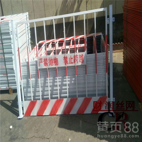 竖杆护栏与工地防护网 定制与报价指南